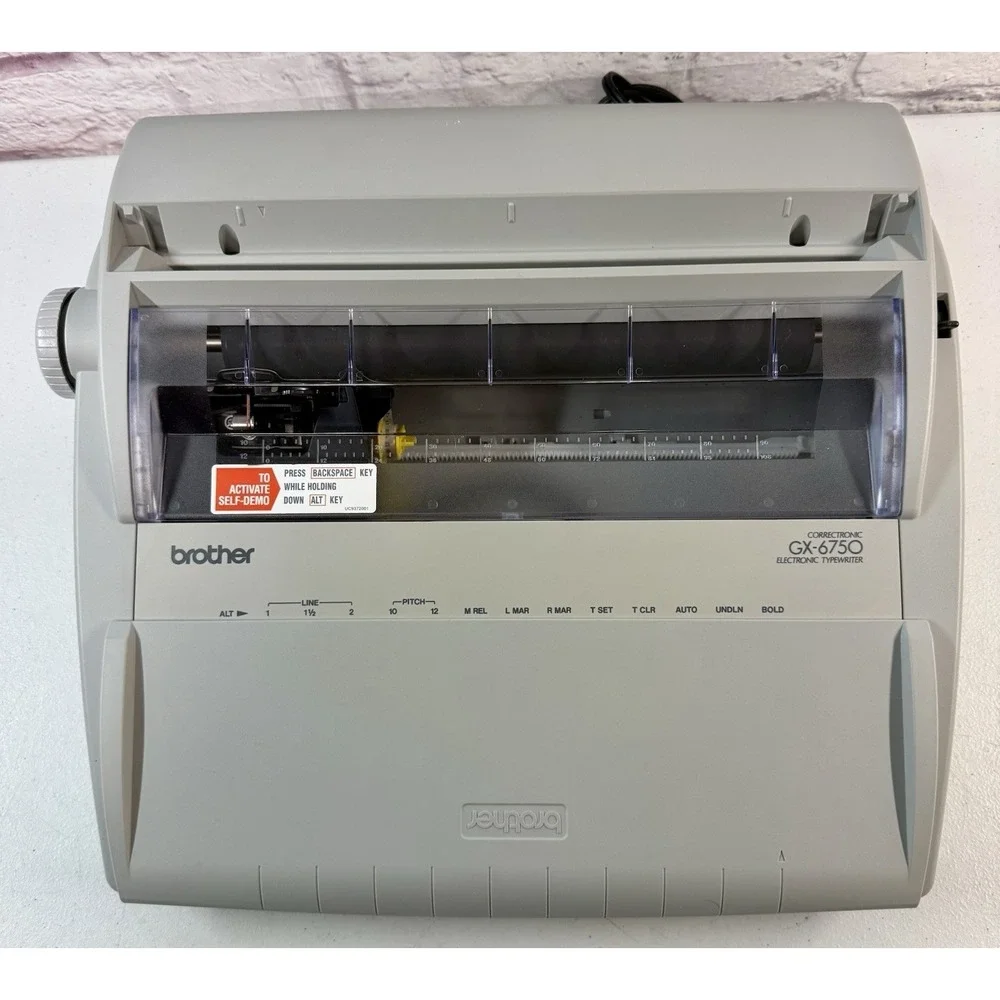 Brother Correctronic GX-6750 Daisy Wheel Electronic Typewriter W/ Manual MINT!